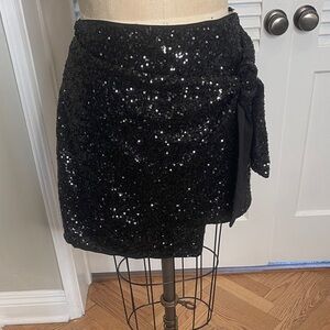 House of Harlow black wrap sequin miniskirt sz M